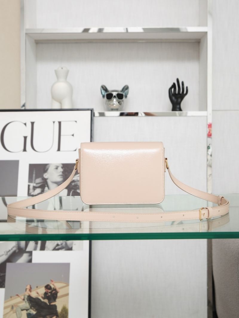 Ce1i*e triomphe bags